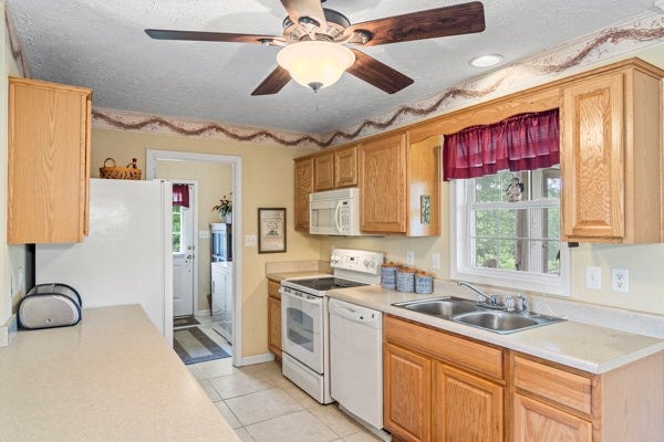 3160 Sandy River Road Burkeville, VA 23922 - Photo 8 of 24 Gallery Image 8