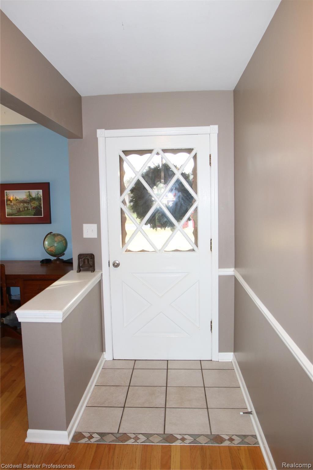 3204 West Britton Road Perry, MI 48872 - Photo 2 of 28 2 3204 Foyer.JPG