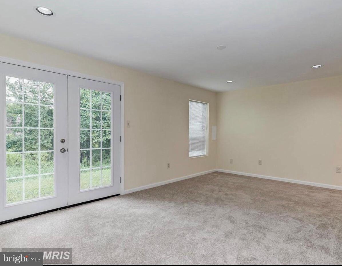 13249 # Lane Silver Spring, MD 20904 - Photo 6 of 34 an empty room with windows