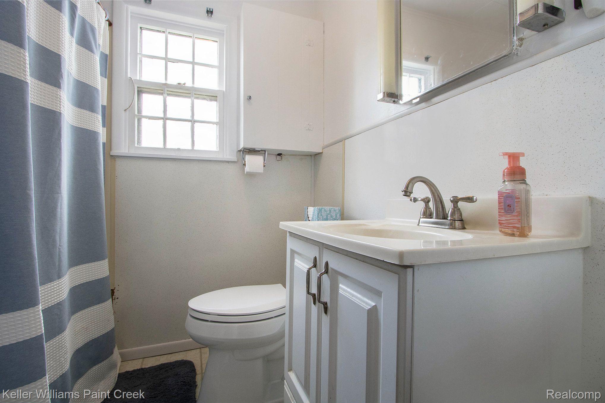 3053 Longview Avenue Rochester, MI 48307 - Photo 13 of 17 Gallery Image 13