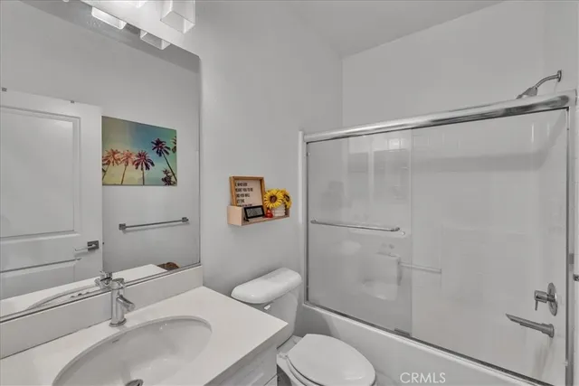 $575,000 | 1038 Savi Drive, Unit 101, Corona, CA 92878