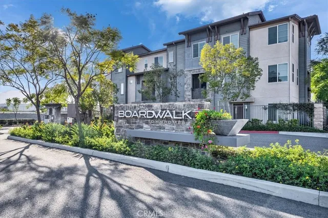 $575,000 | 1038 Savi Drive, Unit 101, Corona, CA 92878