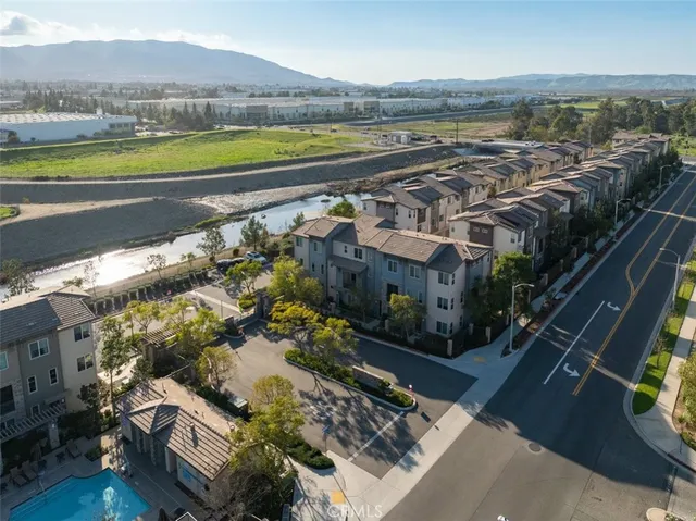 $575,000 | 1038 Savi Drive, Unit 101, Corona, CA 92878