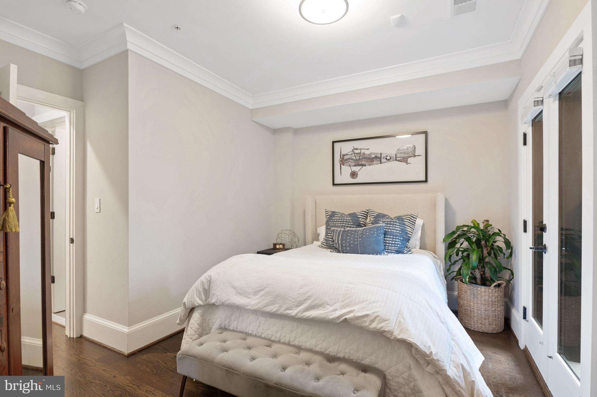 1921 35th Place Northwest, Unit 2 Washington, DC 20007 - Photo 27 of 29