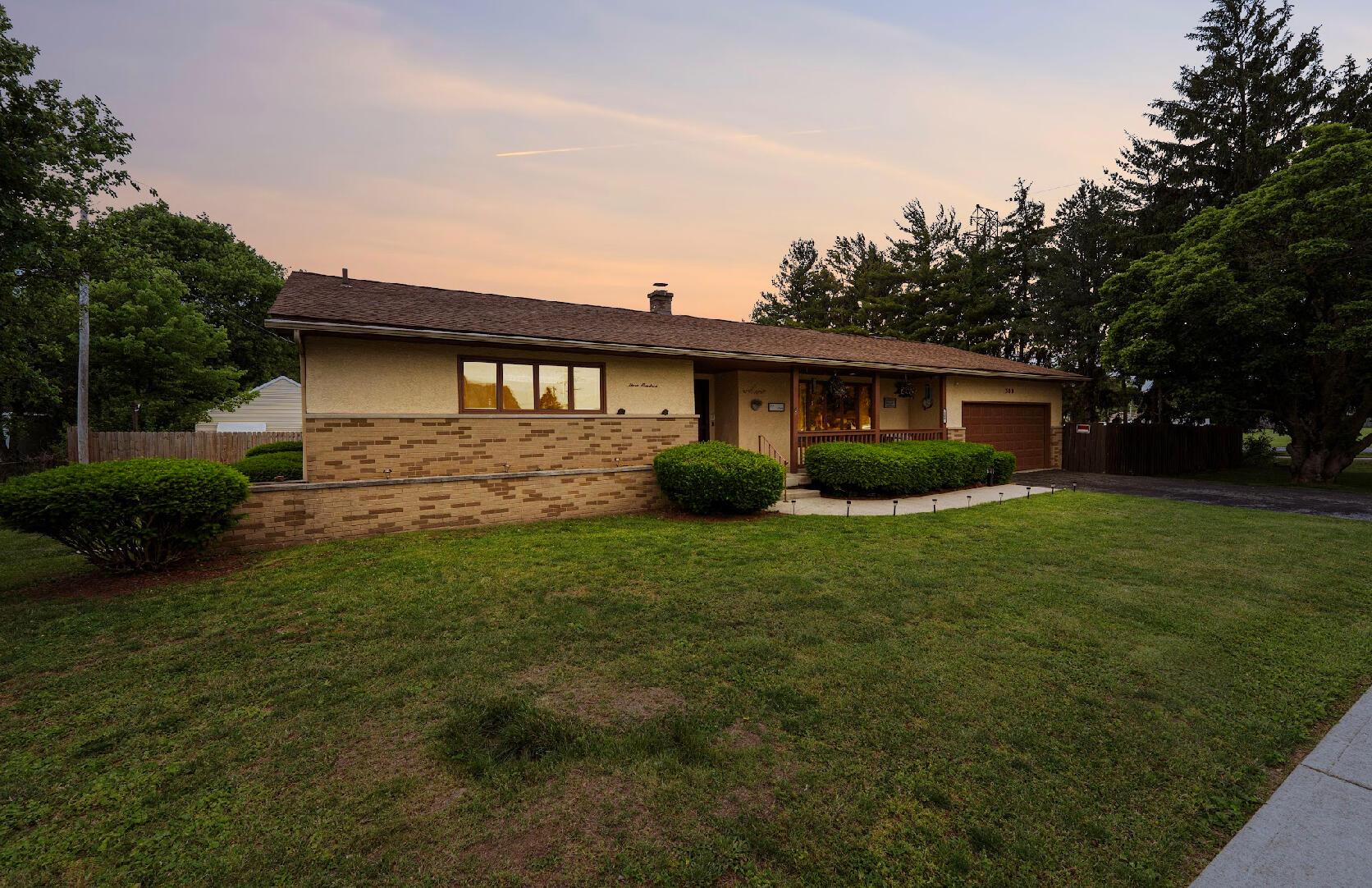 300 Stockbridge Road Columbus, OH 43207 - Photo 2 of 40 The sunsets are stunning at this home. Imagine seeing this sky during a summer BBQ by the pool