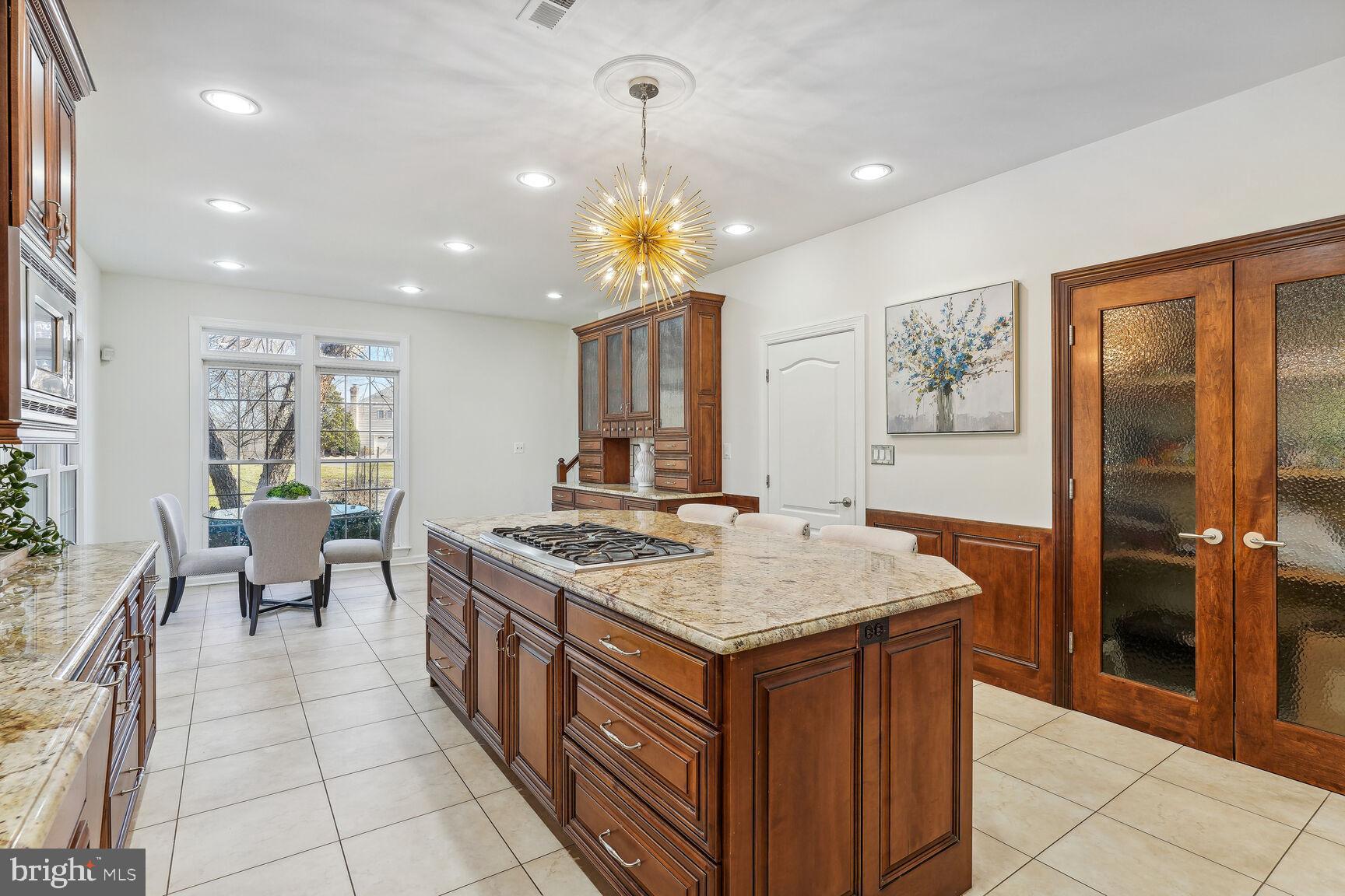 12313 Riding Fields Road Rockville, MD 20850 - Photo 13 of 42 Large Country Kitchen