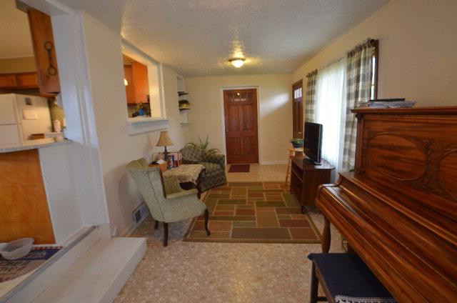 1320 South Irvine Road Irvine, KY 40336 - Photo 18 of 22 Photo 18