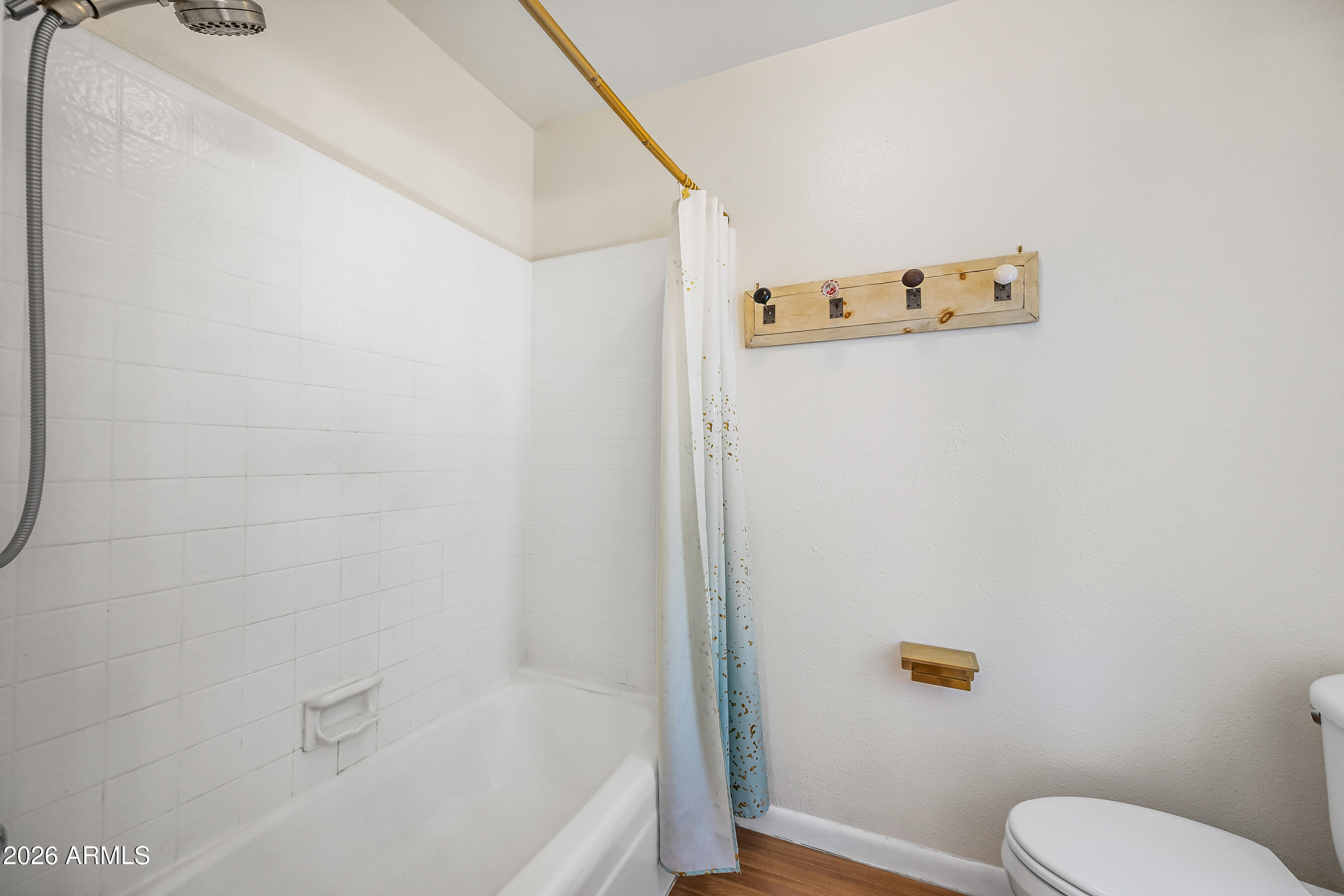 322 East Redfield Road Chandler, AZ 85225 - Photo 26 of 90 Shower/Tub Combo