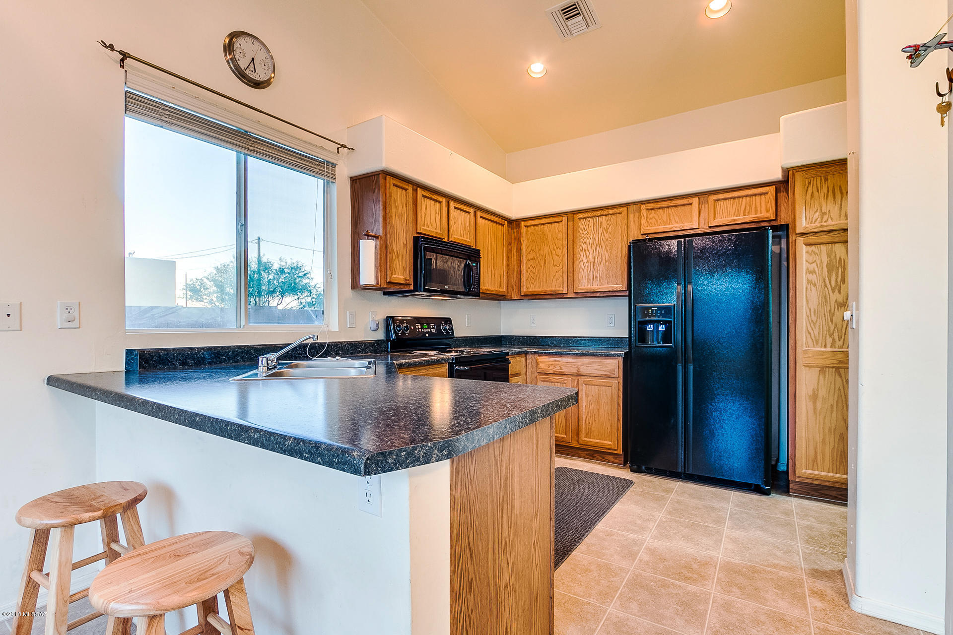 1724 Camino Jacinto Rio Rico, AZ 85648 - Photo 7 of 29 Gallery Image 7
