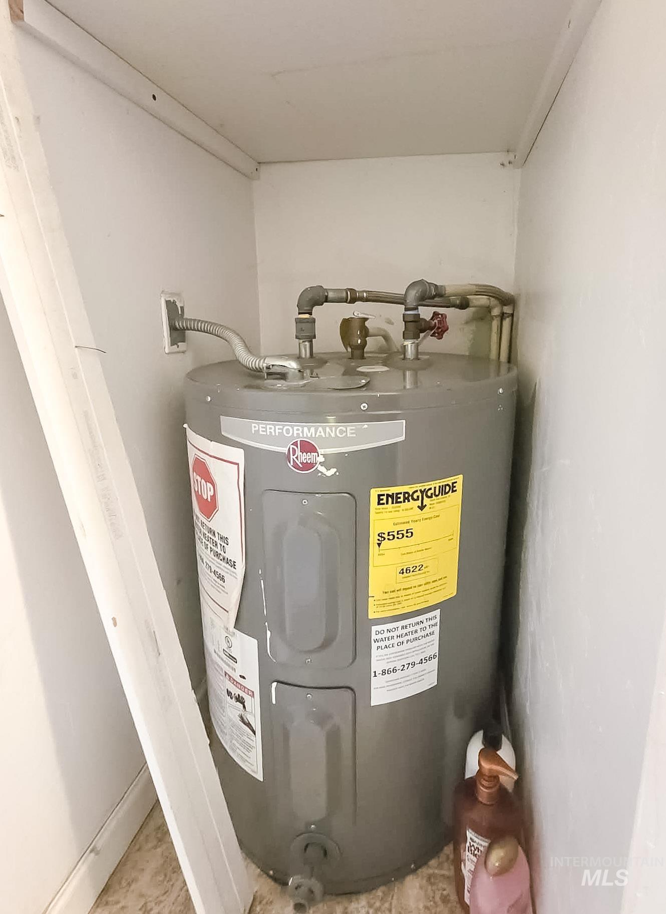 1650 Wells Bench Road Orofino, ID 83544 - Photo 16 of 44 Water heater system in a dedicated utility alcove