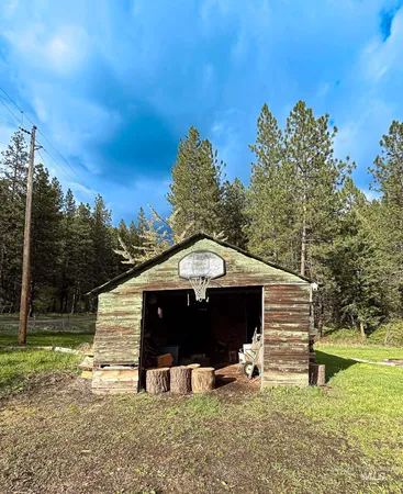 $390,000 | 1650 Wells Bench Road, Orofino, ID 83544