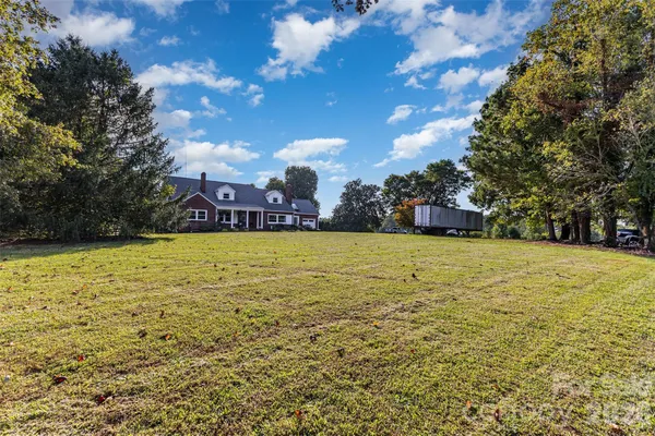 $599,999 | 941 Casar-Belwood Road, Lawndale, NC 28090