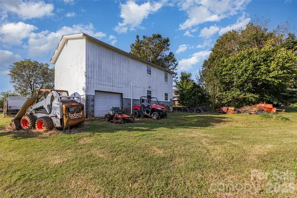 $599,999 | 941 Casar-Belwood Road, Lawndale, NC 28090