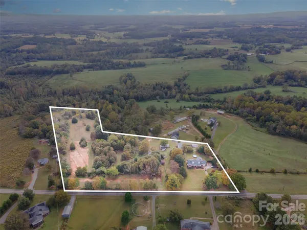 $599,999 | 941 Casar-Belwood Road, Lawndale, NC 28090