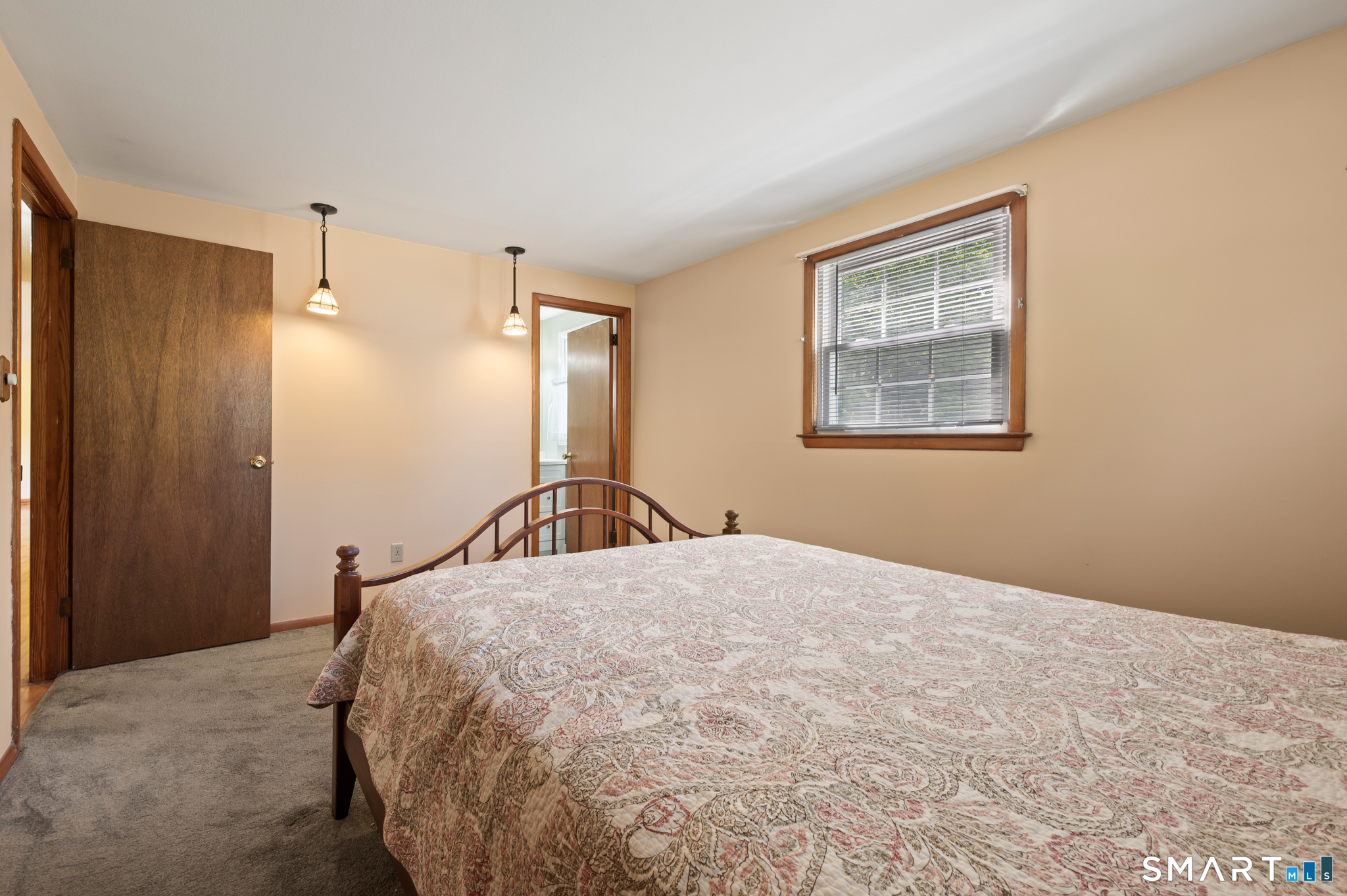 10 Susan Road Vernon, CT 06066 - Photo 15 of 40