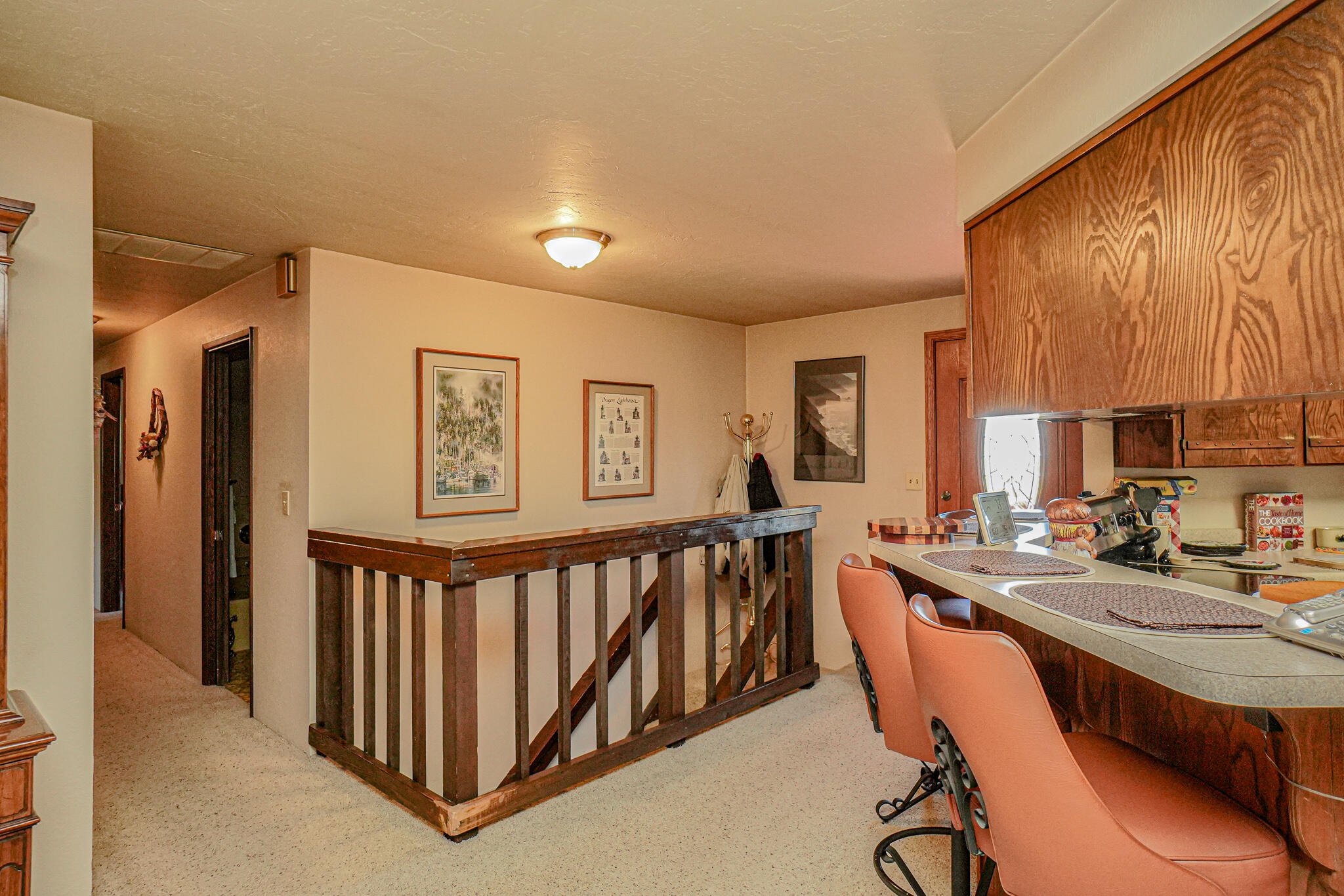2105 Knowles Road Medford, OR 97501 - Photo 9 of 40 DSC00150