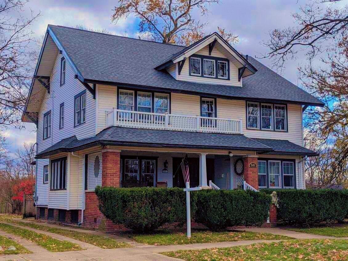 331 Portage Avenue Three Rivers, MI 49093 - Photo 3 of 26 Snapchat-1668926714