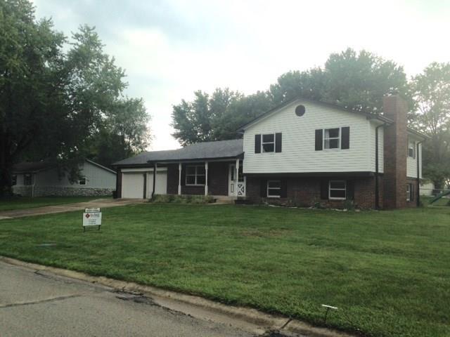 998 Stonegate Road Greenwood, IN 46142 - Photo 1 of 15 Gallery Image 1