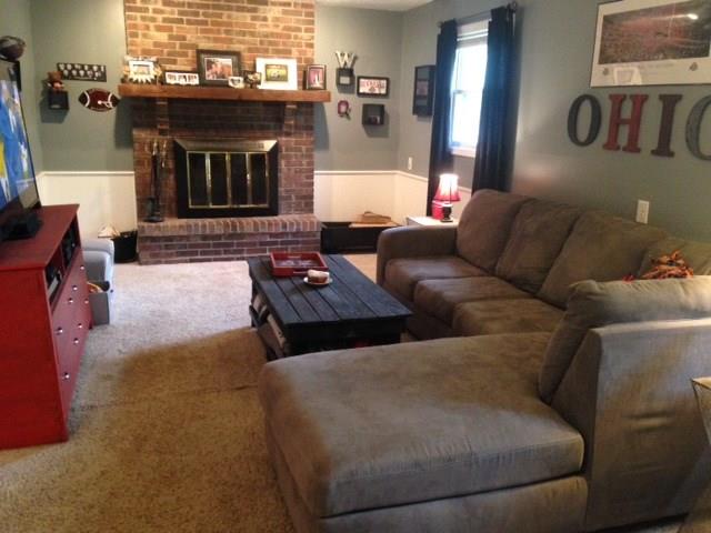 998 Stonegate Road Greenwood, IN 46142 - Photo 4 of 15 Gallery Image 4