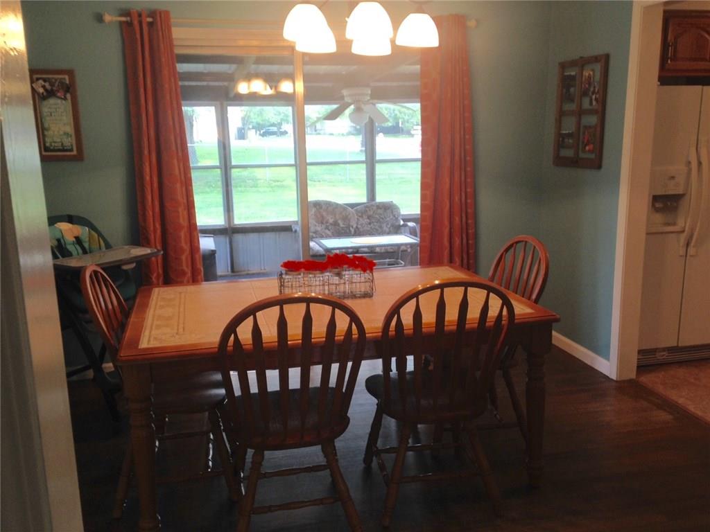 998 Stonegate Road Greenwood, IN 46142 - Photo 6 of 15 Gallery Image 6