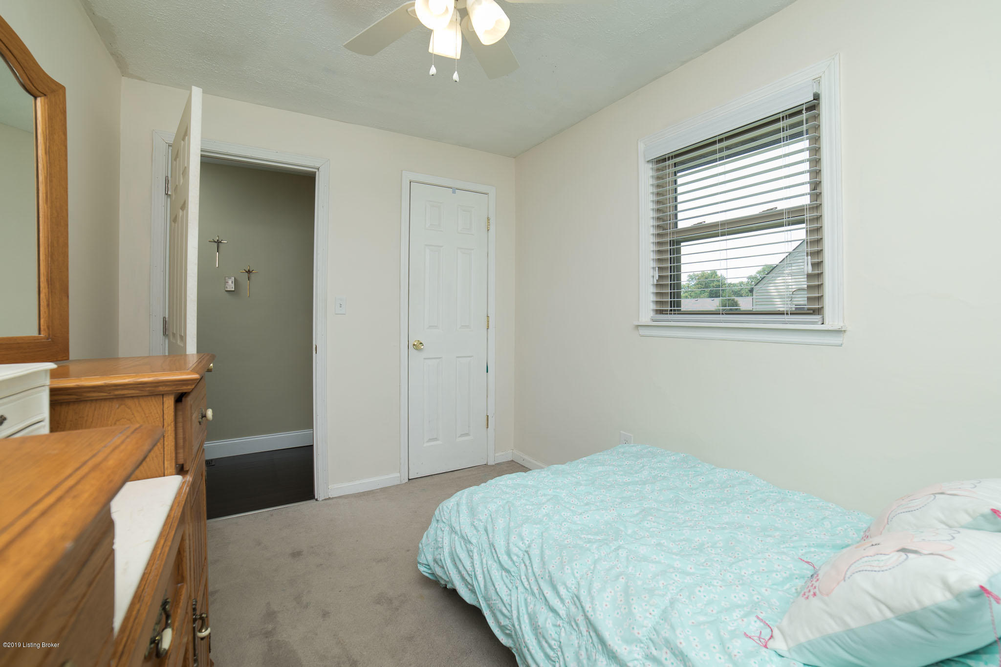 5402 Maryman Road Louisville, KY 40258 - Photo 29 of 40 5402MarymanRd029
