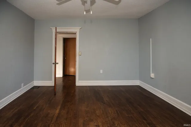 $159,900 | 12709 Highway 1, Lawrenceville, IL 62439