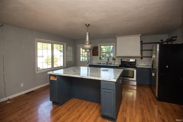 $159,900 | 12709 Highway 1, Lawrenceville, IL 62439