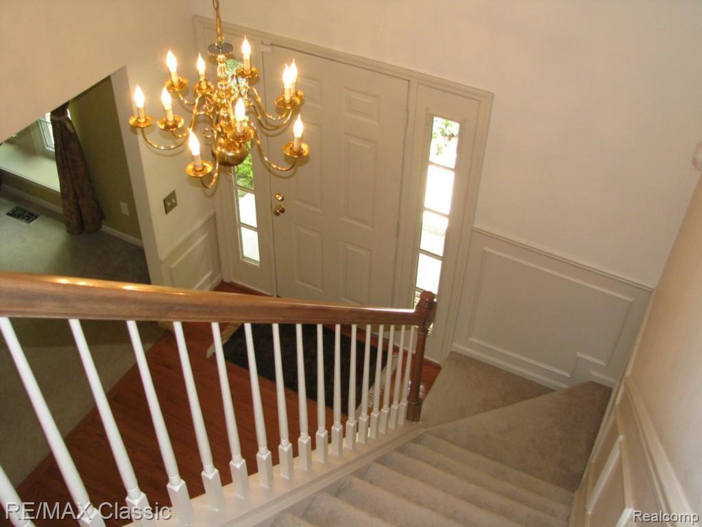 24735 Jamestowne Road Novi, MI 48375 - Photo 13 of 26 16 IMG_0079.jpg