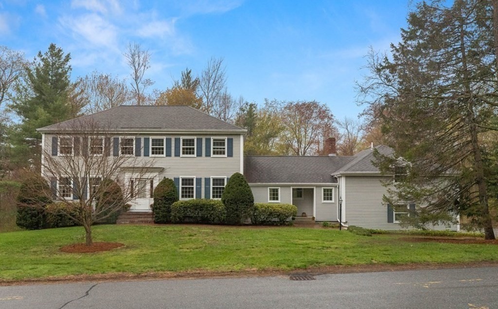 24 Blueberry Hill Road Andover, MA 01810 - Photo 2 of 39 Gallery Image 2