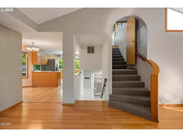 $670,000 | 140 Bayview Avenue, Depoe Bay, OR 97341