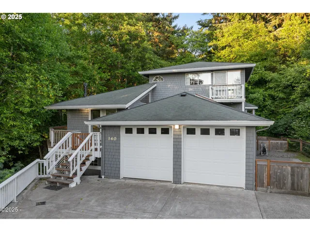$670,000 | 140 Bayview Avenue, Depoe Bay, OR 97341