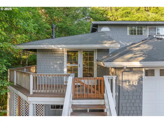 $670,000 | 140 Bayview Avenue, Depoe Bay, OR 97341