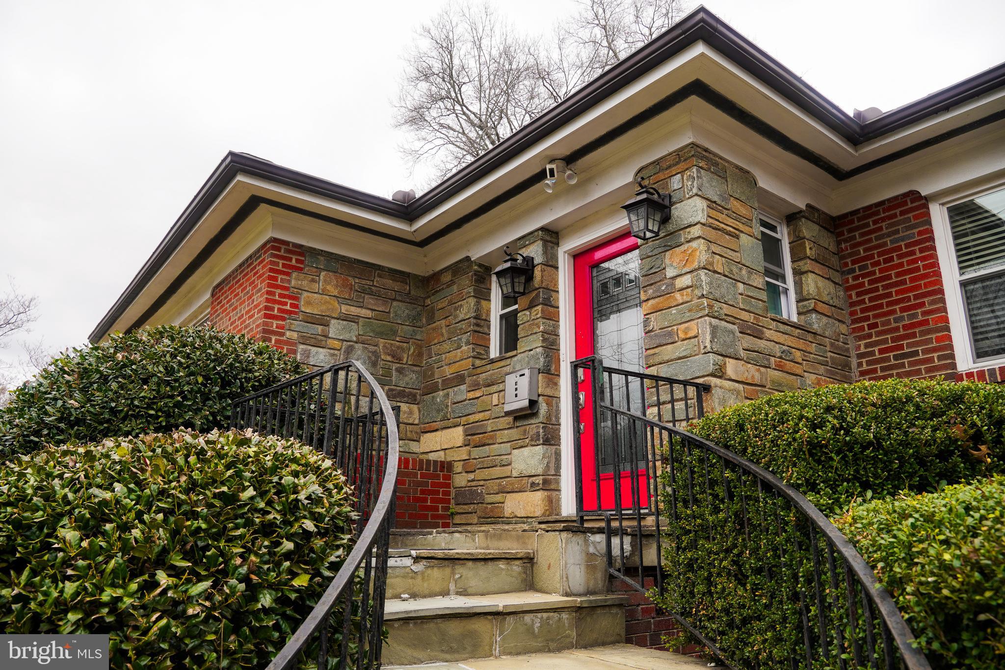 1633 Kalmia Road Northwest Washington, DC 20012 - Photo 3 of 36