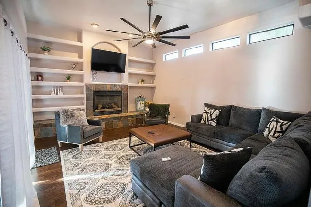 $645,000 | 7146 Camino Blanco, Las Cruces, NM 88007