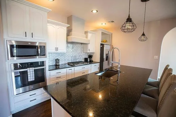 $645,000 | 7146 Camino Blanco, Las Cruces, NM 88007