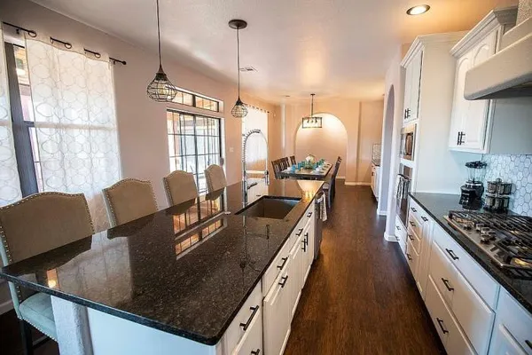 $645,000 | 7146 Camino Blanco, Las Cruces, NM 88007