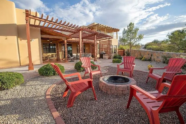 $645,000 | 7146 Camino Blanco, Las Cruces, NM 88007