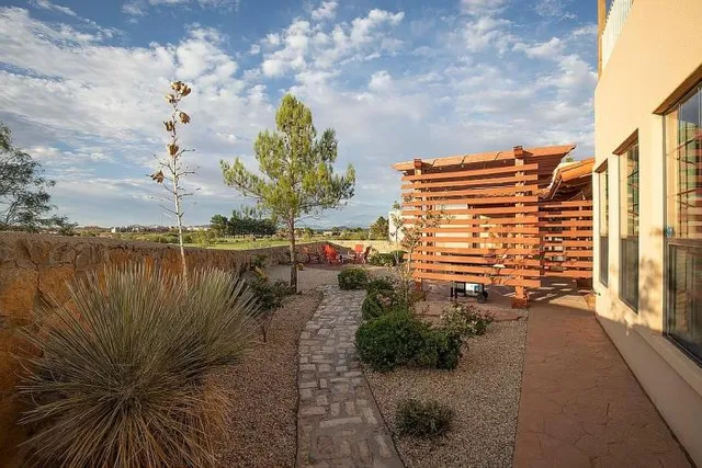 $645,000 | 7146 Camino Blanco, Las Cruces, NM 88007