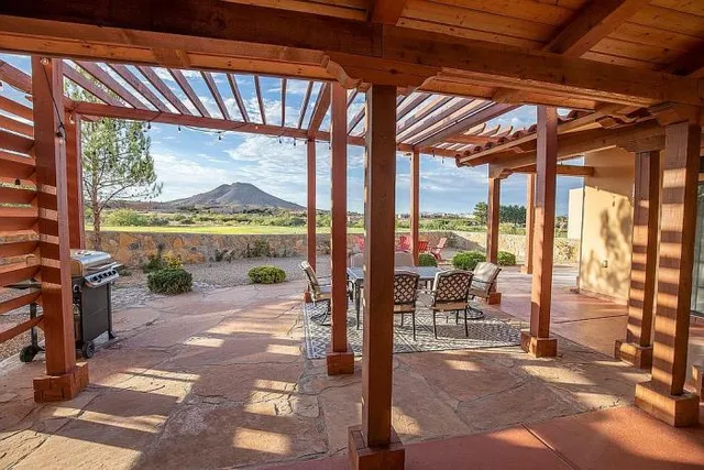 $645,000 | 7146 Camino Blanco, Las Cruces, NM 88007