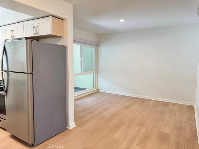 $2,360 | 251 North Oakland Avenue, Unit 6, Pasadena, CA 91101