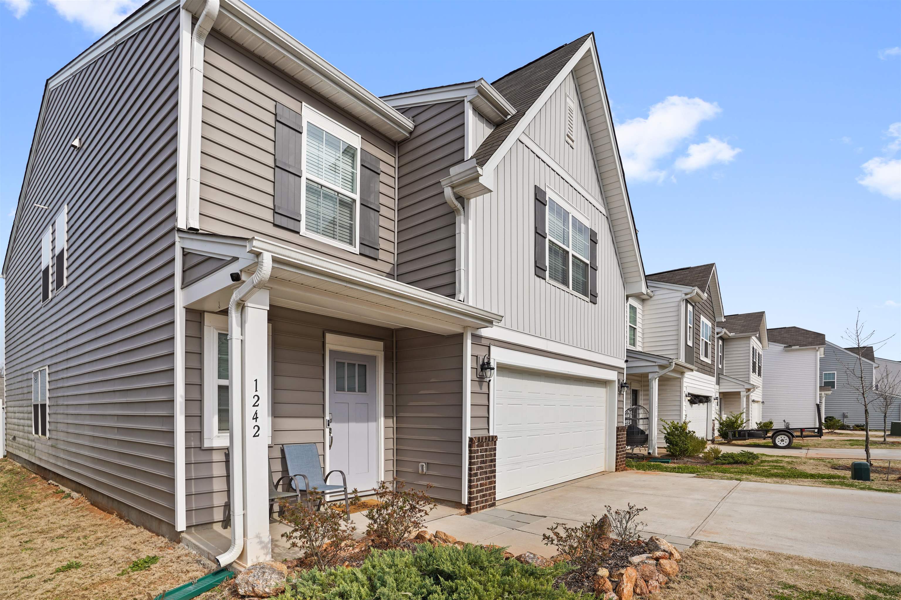 1242 Kilead Court Boiling Springs, SC 29316 - Photo 2 of 42