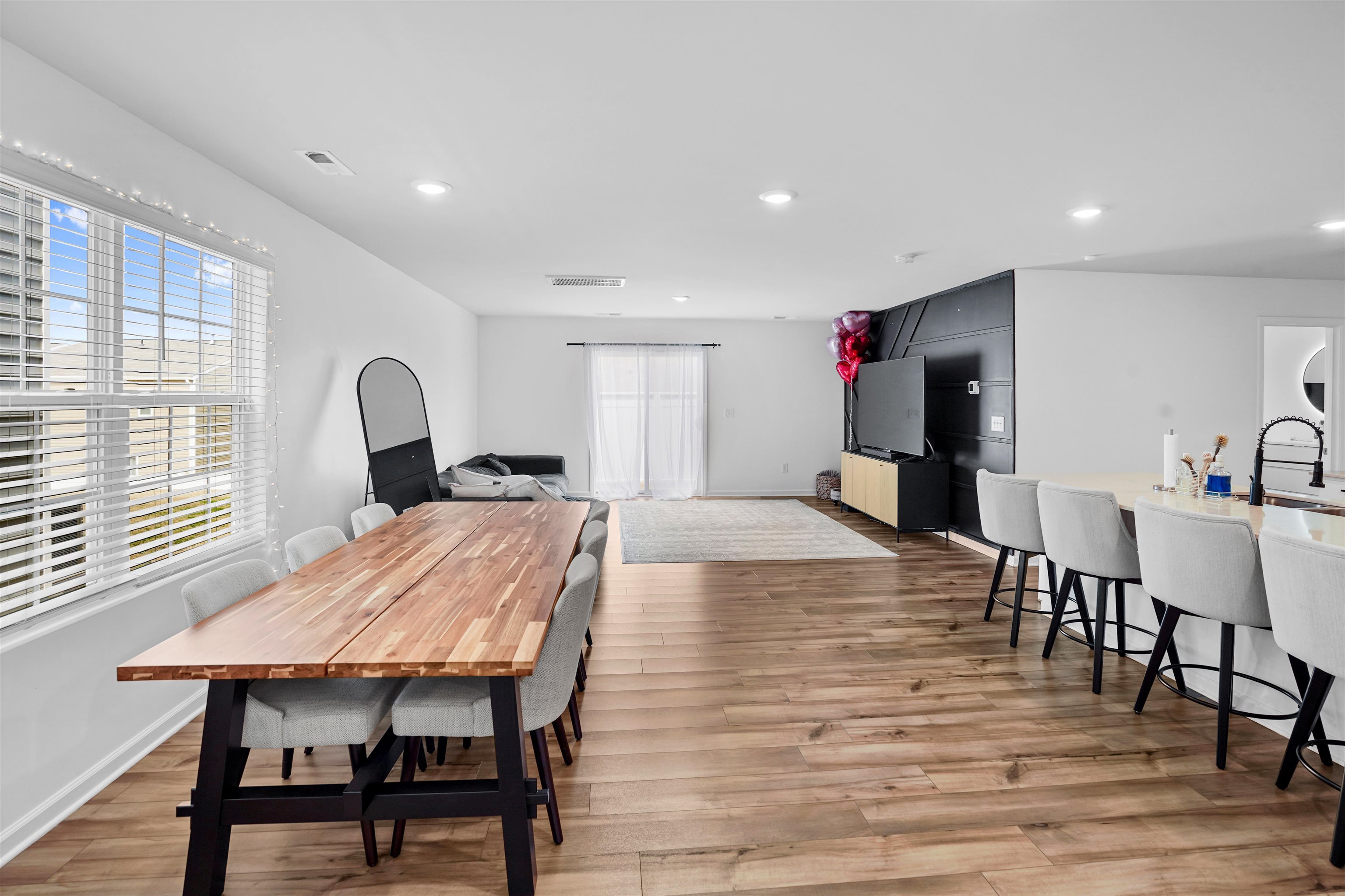 1242 Kilead Court Boiling Springs, SC 29316 - Photo 9 of 42