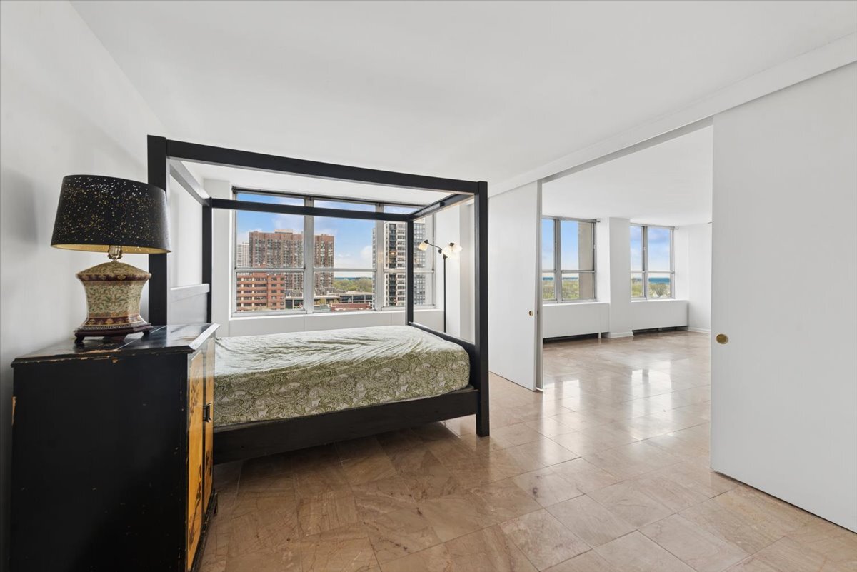 655 West Irving Park Road, Unit 906 Chicago, IL 60613 - Photo 9 of 20