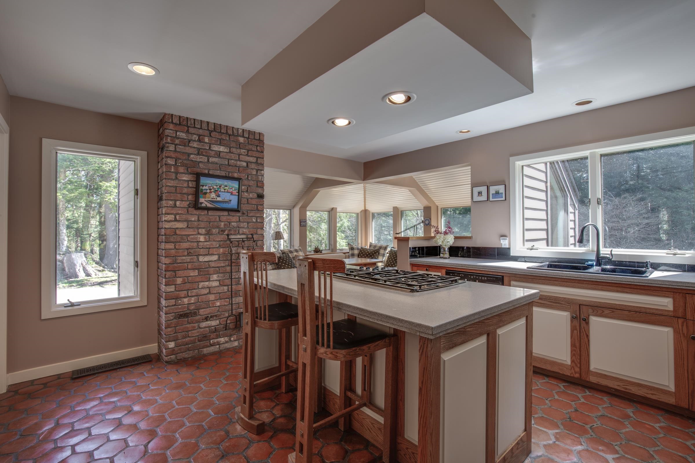493 Cricket Hill Road Killington, VT 05751 - Photo 9 of 29 Gallery Image 9