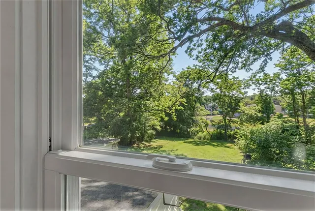 $389,999 | 10 Booth Avenue, East Providence, RI 02915