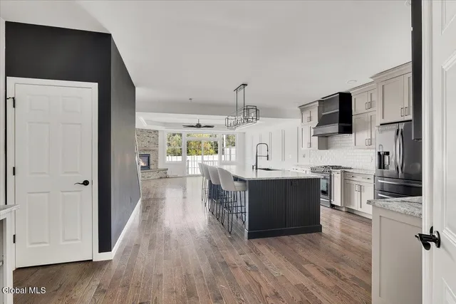 $515,000 | 22 Stacey Way, North Greenbush, NY 12180