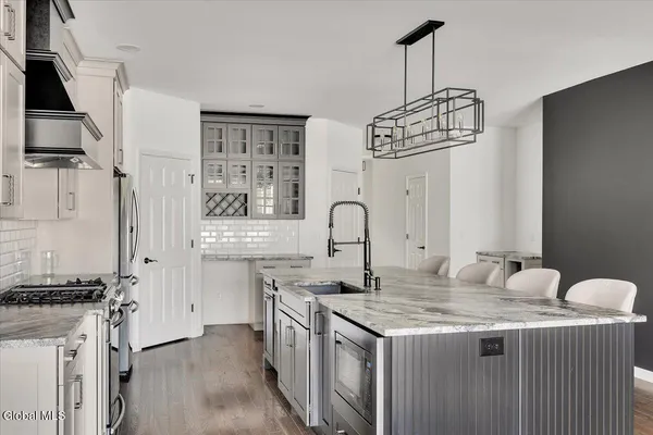 $505,000 | 22 Stacey Way, North Greenbush, NY 12180