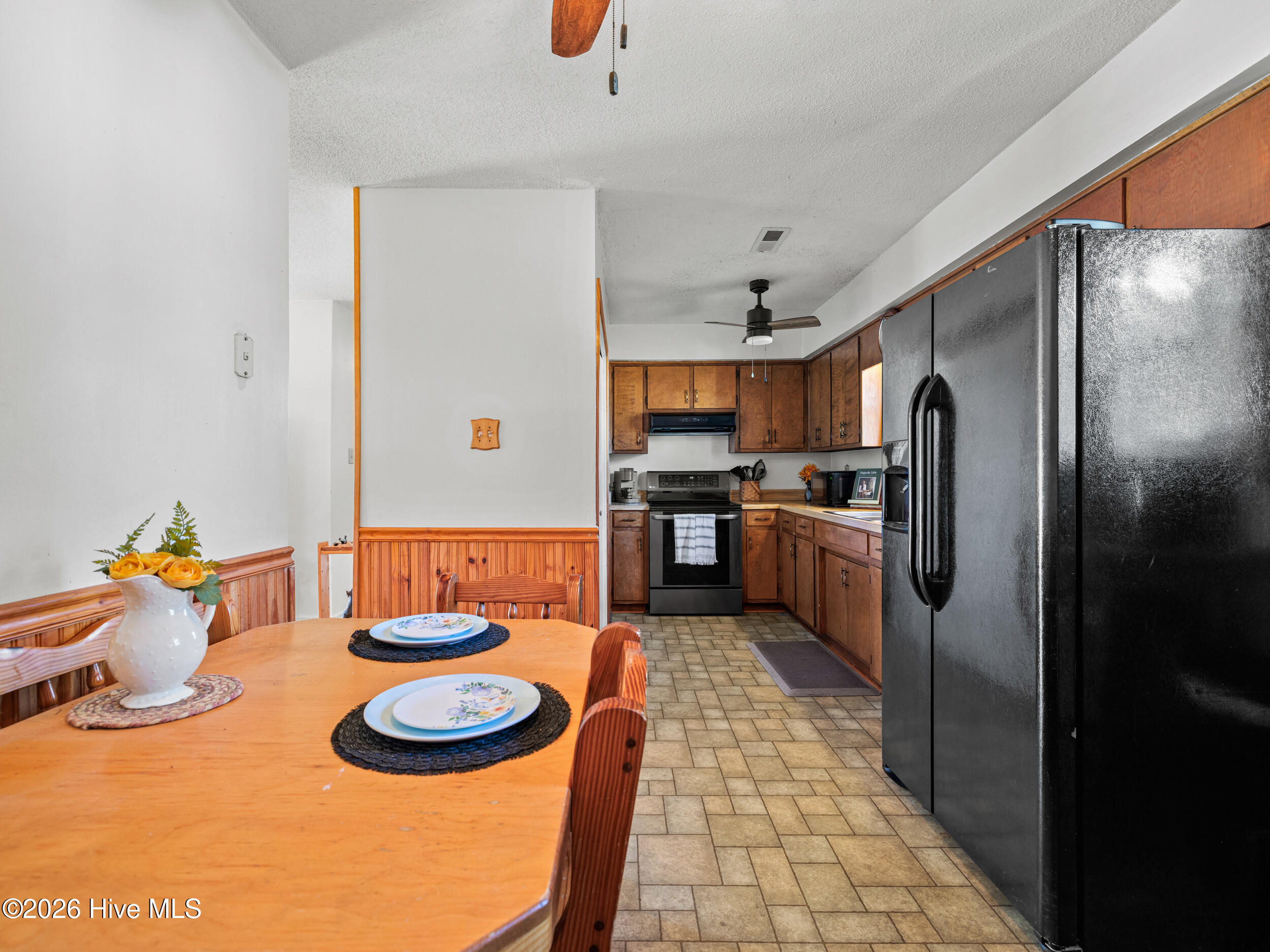 139 Bayberry Road Newport, NC 28570 - Photo 13 of 40 Eat in Kitchen