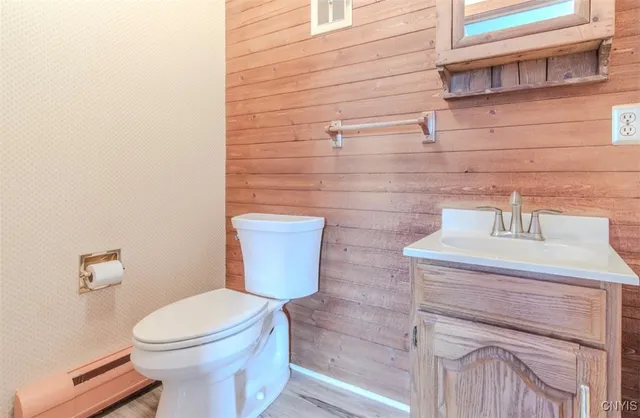 $299,900 | 19705 Hillside Drive, Watertown Town, NY 13601