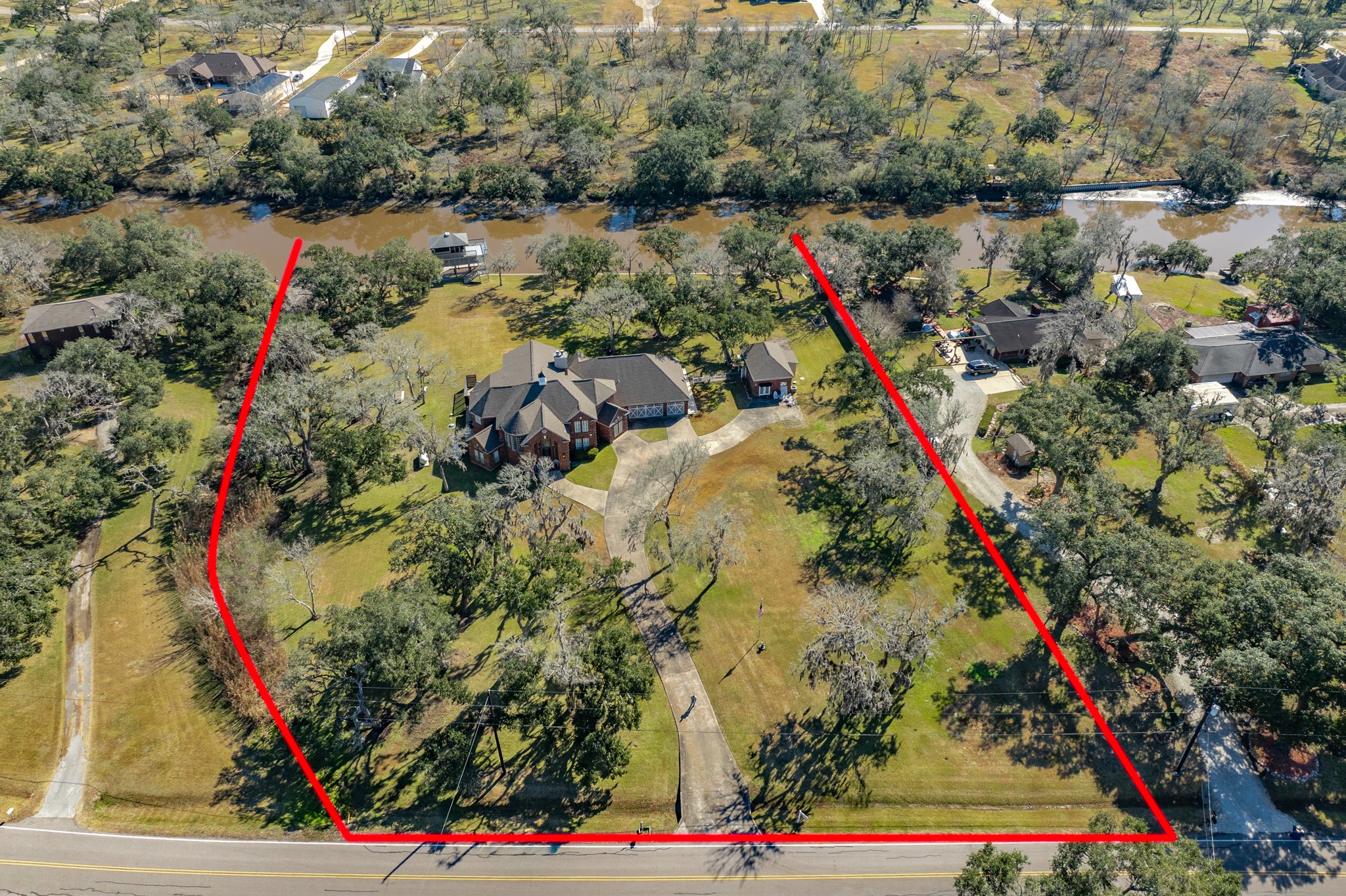 692 County Road 605 Angleton, TX 77515 - Photo 47 of 49